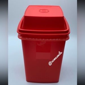 Tupperware Large Pick-A-Deli Keeper